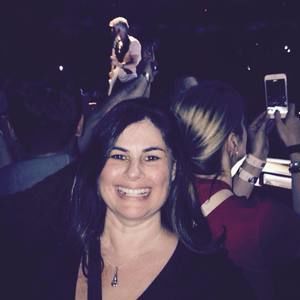 Meet your Posher, Debbie